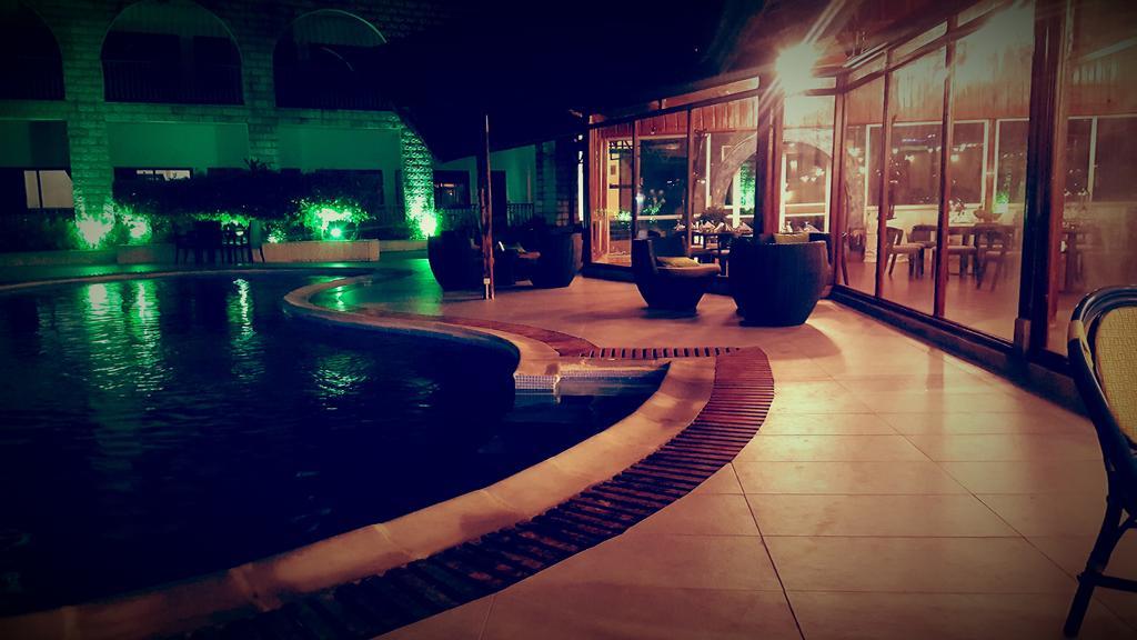 Riviera Taouyah Hotel Conakry Exterior foto